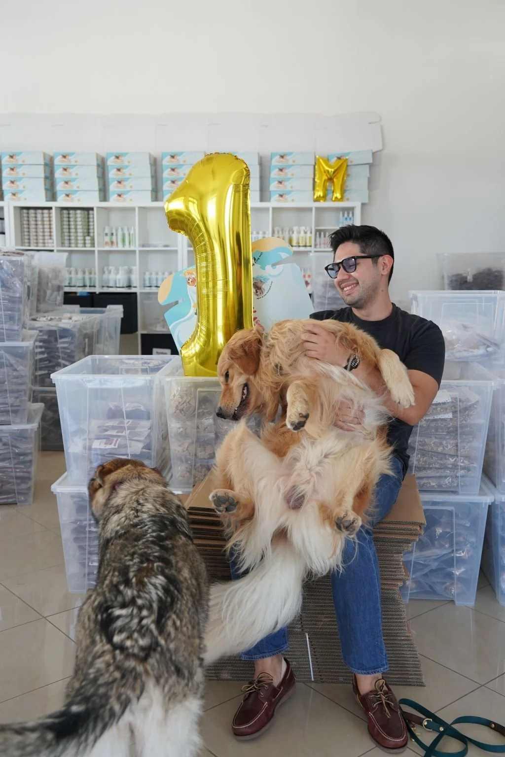 Roberto con los perros